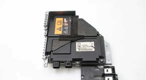 Mazda 6 Voltage converter/converter module GKK167Y60D