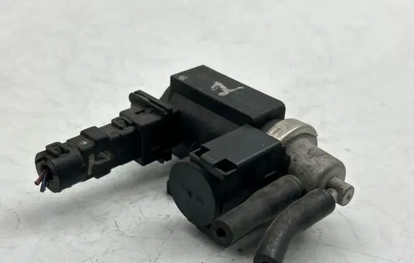 Hyundai Santa Fe Turbo solenoid valve 