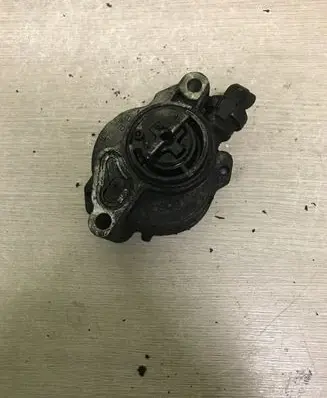Citroen C5 Vacuum pump D15618
