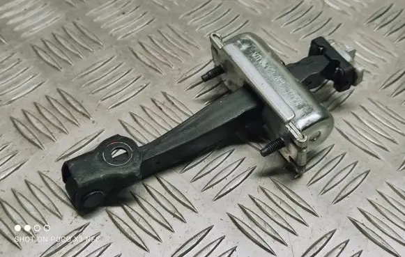Jeep Cherokee Front door check strap stopper