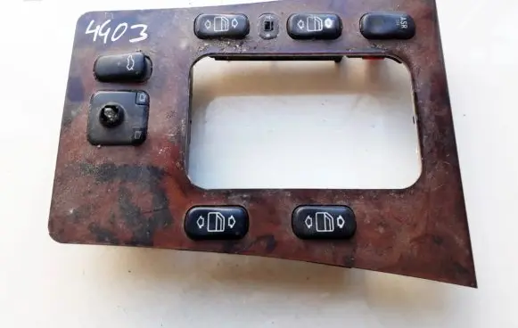Mercedes-Benz E W210 Electric window control switch 486010