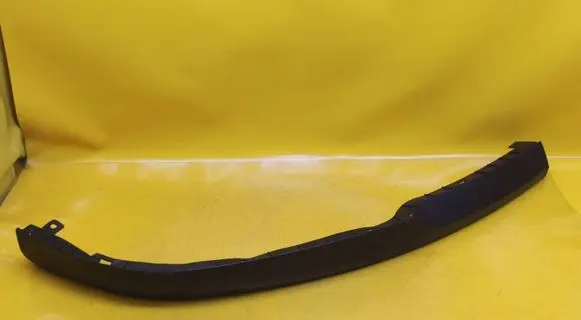Opel Astra H Front bumper lower grill 375768702 13143159
