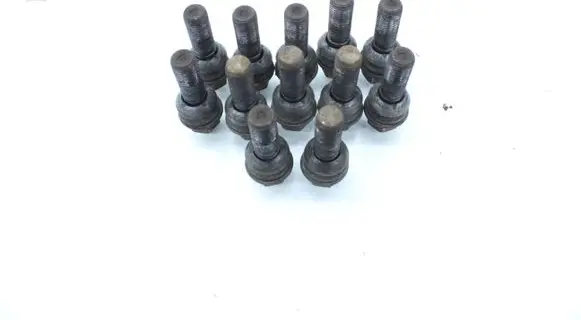 Volkswagen Touareg I Nuts/bolts 