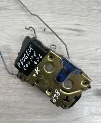 Peugeot 406 Front door lock 