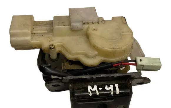 Mazda 323 Tailgate/trunk/boot lock/catch/latch