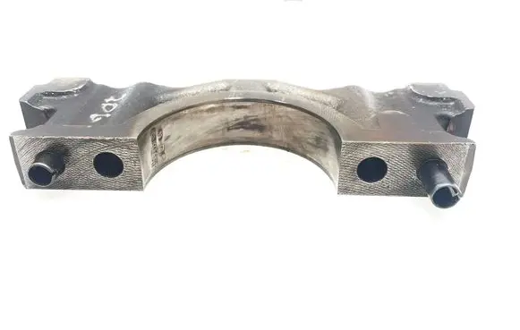 Jaguar XK - XKR Crankshaft Holder RF8W936325AB