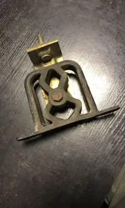 Muffler mount bracket/holder