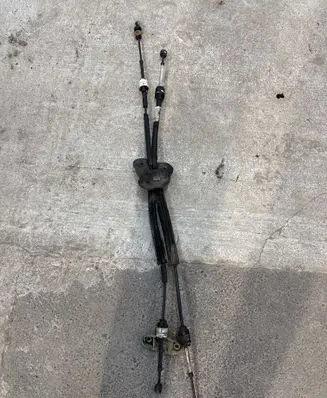Renault Scenic III - Grand scenic III Gear shift cable linkage 