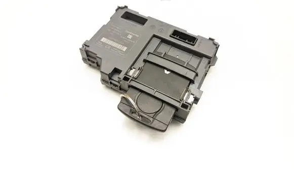 Renault Clio III Ignition key card reader 285902325R A2C53424963 S180151002G