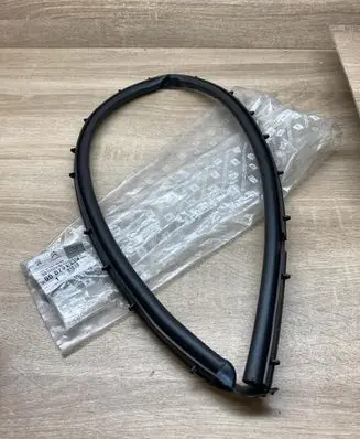 Citroen DS4 Front door rubber seal 9687394280