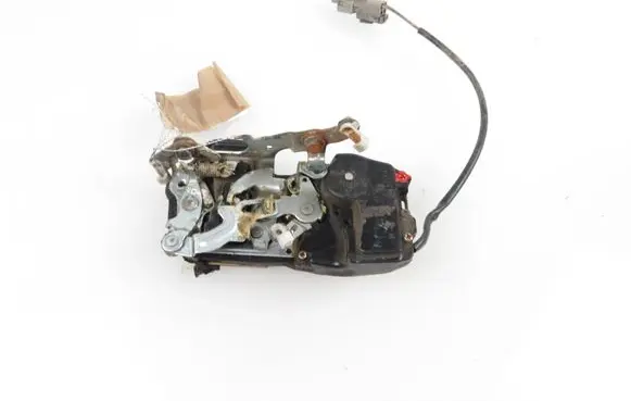 Mazda 6 Front door lock 