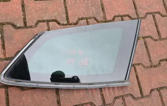 Opel Insignia B Sliding door window/glass 