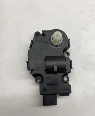 Audi A5 8T 8F A/C air flow flap actuator/motor 412650750