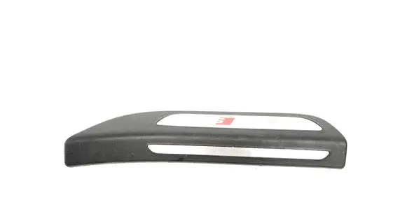 Audi Q5 SQ5 Rear sill trim cover 8R0853375C 8R0853375D