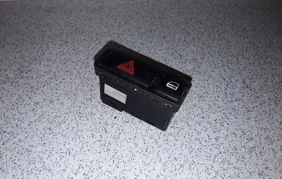 BMW 3 E46 Hazard light switch 61318368920 8368920