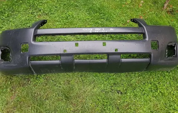 Toyota RAV 4 (XA30) Front bumper TY11097M0