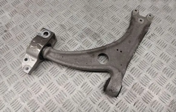 Audi Q3 8U Front lower control arm/wishbone 3C0153D