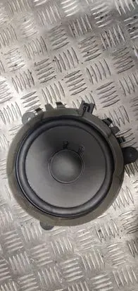 Volvo XC60 Front door speaker 30657445