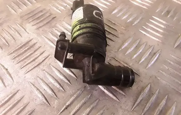 Citroen C6 Windscreen/windshield washer pump 9643447780