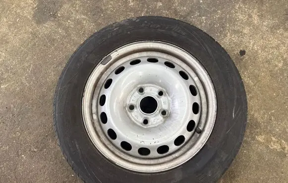 Volkswagen Caddy R15 steel rim 2K0601 027B