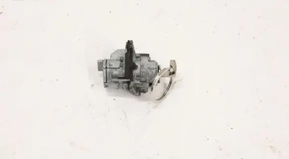 Mercedes-Benz C W205 Ignition key/card 5775327