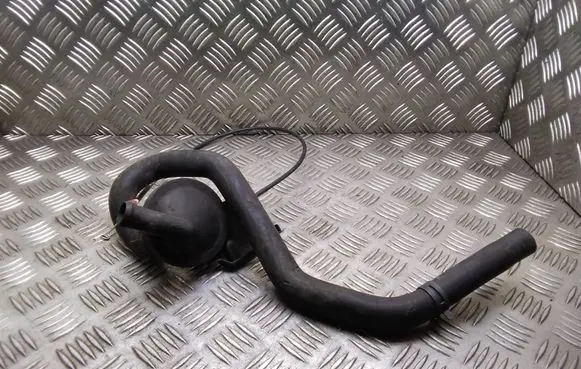 Volkswagen Transporter - Caravelle T4 Engine coolant pipe/hose 701819809F