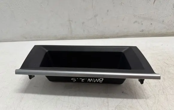 BMW 2 F45 Glove box central console 9263402 12042016 1278962