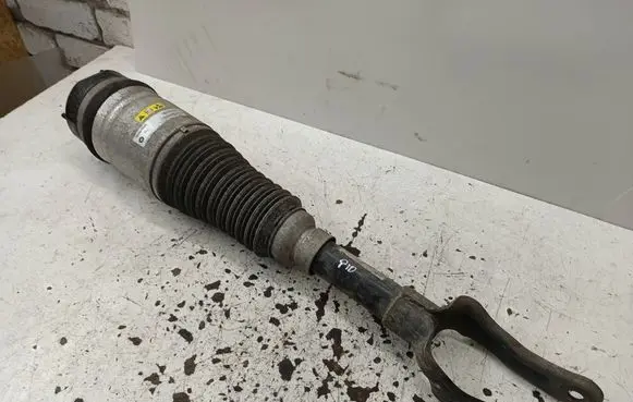 Jeep Grand Cherokee Front air suspension shock absorber 68080194AB