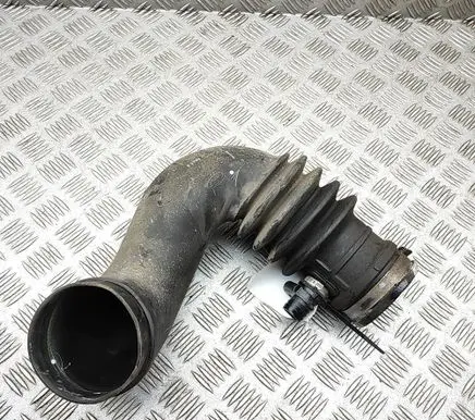 Isuzu D-Max Air intake duct part 898212081