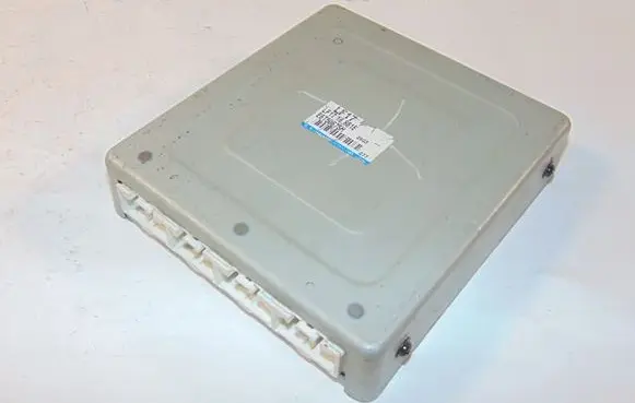 Mazda 6 Engine control unit/module LF1718881E E6T50675H