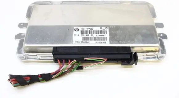 BMW 7 F01 F02 F03 F04 Air suspension control unit module (rear) 6791540
