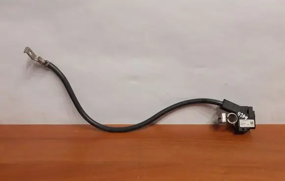 BMW 5 F10 F11 Negative earth cable (battery) 9302358 6121930235801