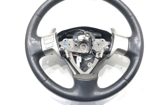 Toyota Auris 150 Steering wheel 8516299
