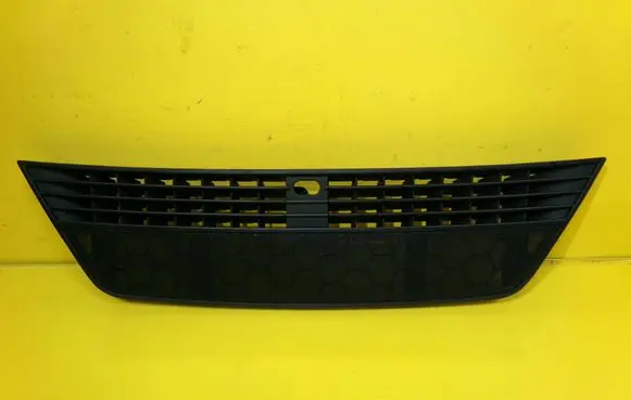Audi A4 S4 B6 8E 8H Dash center air vent grill 8H0819635