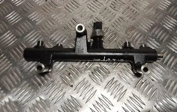 Fuel main line pipe