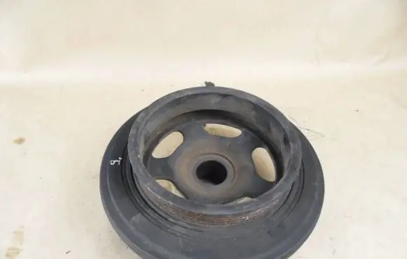Mercedes-Benz C W202 Crankshaft pulley A6110300103