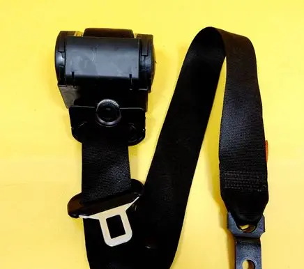 BMW 5 E39 Front seatbelt 566216700