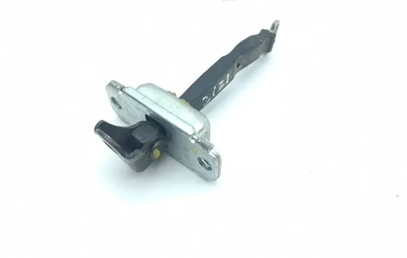 Hyundai i20 (BC3 BI3) Rear door check strap stopper