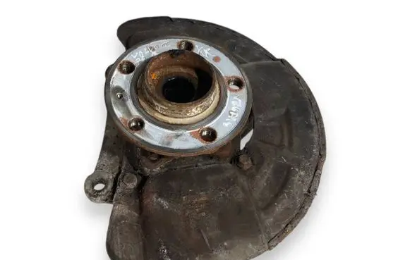 Volvo XC70 Front wheel hub spindle knuckle 9461943 P30793478