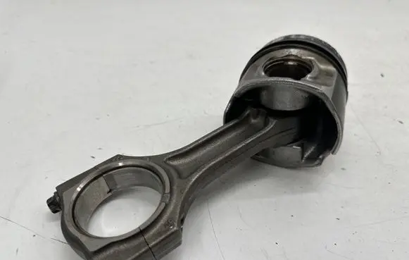 BMW 3 F30 F35 F31 Piston with connecting rod
