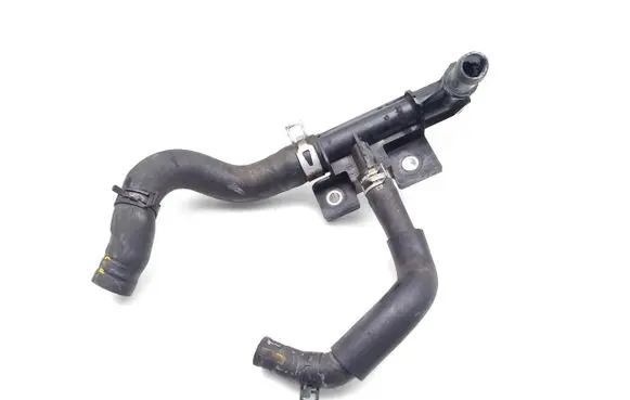 Engine coolant pipe/hose
