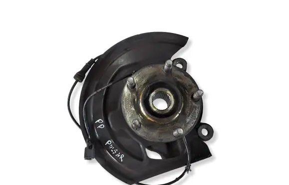 Nissan Pulsar Front wheel hub 