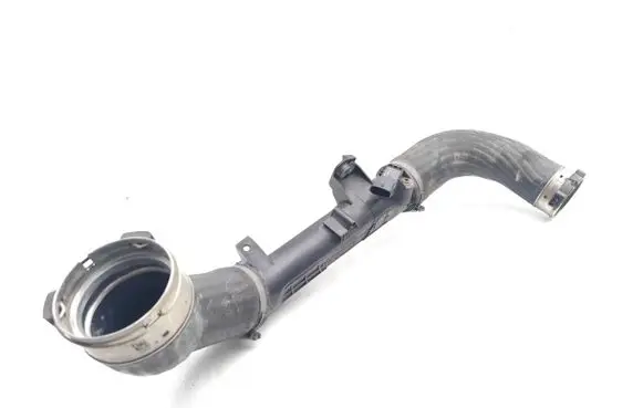 Intercooler hose/pipe