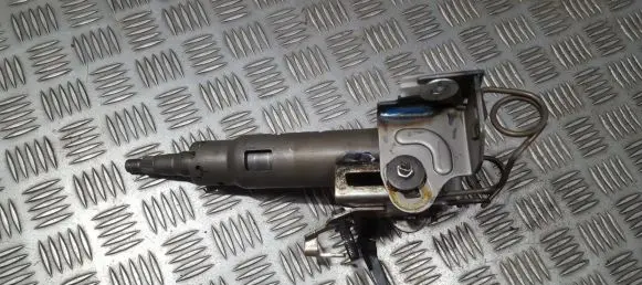 Toyota Auris 150 Steering wheel axle