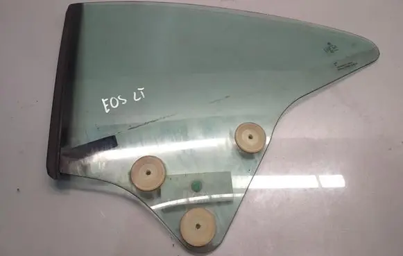 Mercedes-Benz E AMG W212 Rear vent window glass 