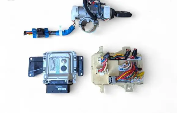Hyundai i30 Engine ECU kit and lock set 39112-2B620