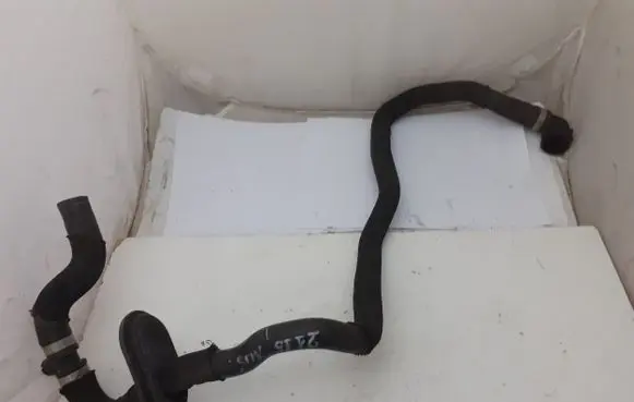 Audi A6 S6 C6 4F Engine coolant pipe/hose 4F1819699 4F1819350B