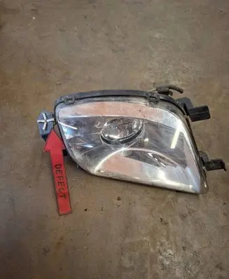 Peugeot 308 SW Front fog light 89205431 9680498680