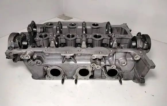Land Rover Range Rover Sport L494 Engine head 6090CA 1900050219