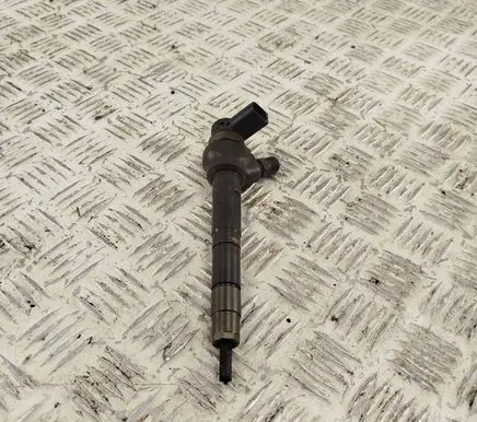 Audi A4 S4 B8 8K Fuel injector 03L130277J
